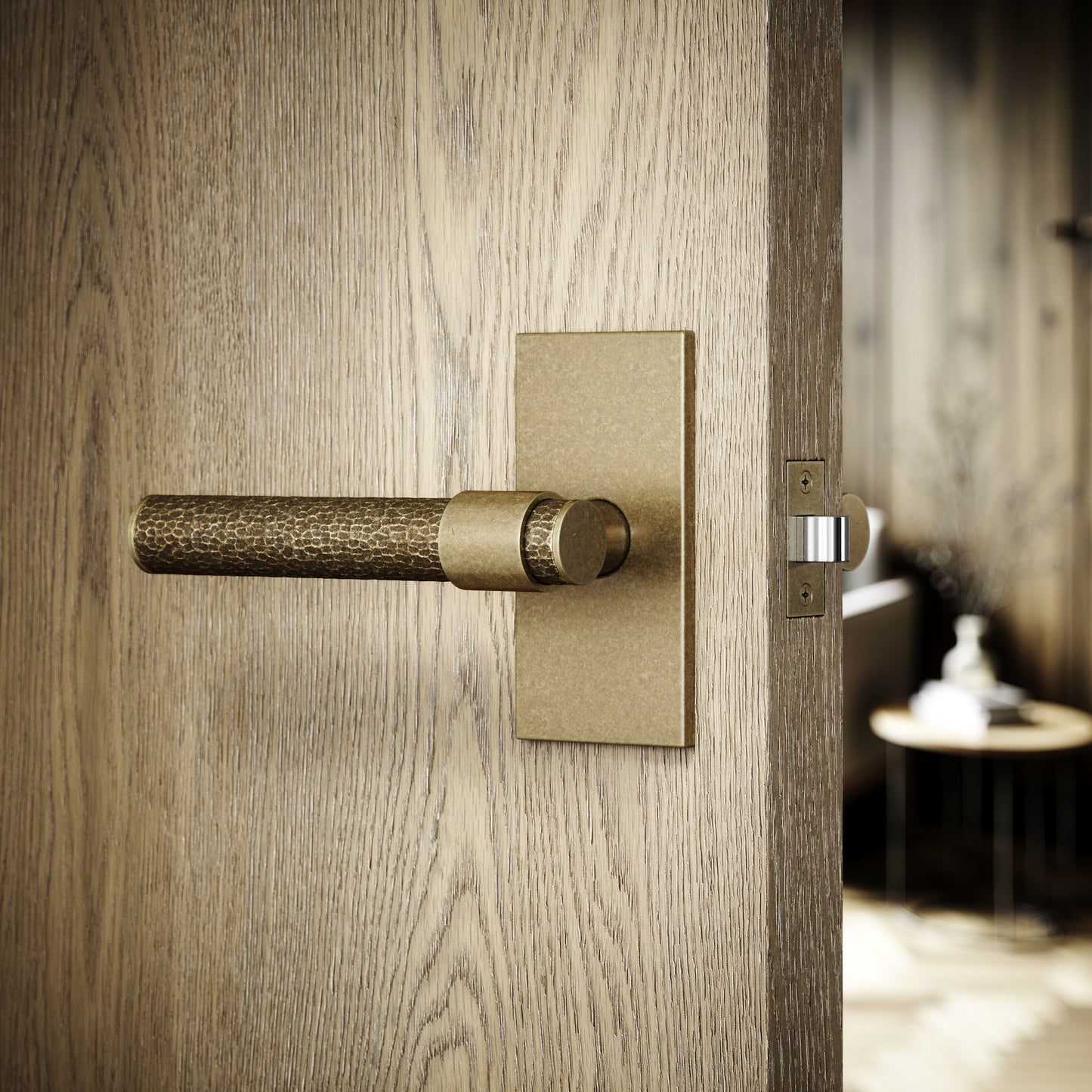 Chester Plate Aged Bronze Hammered Lever Door Handles