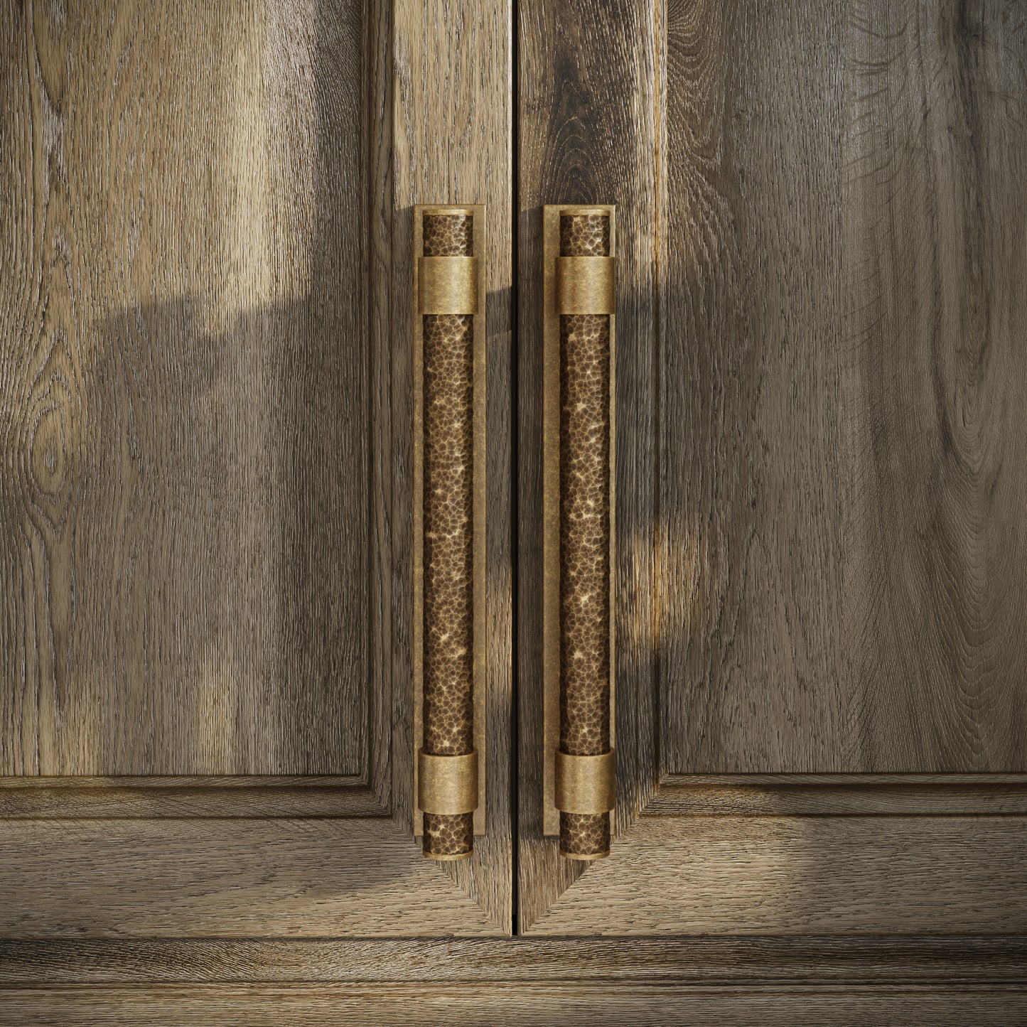 Chester Plate Aged Bronze Hammered Pull Bar Handle 250mm
