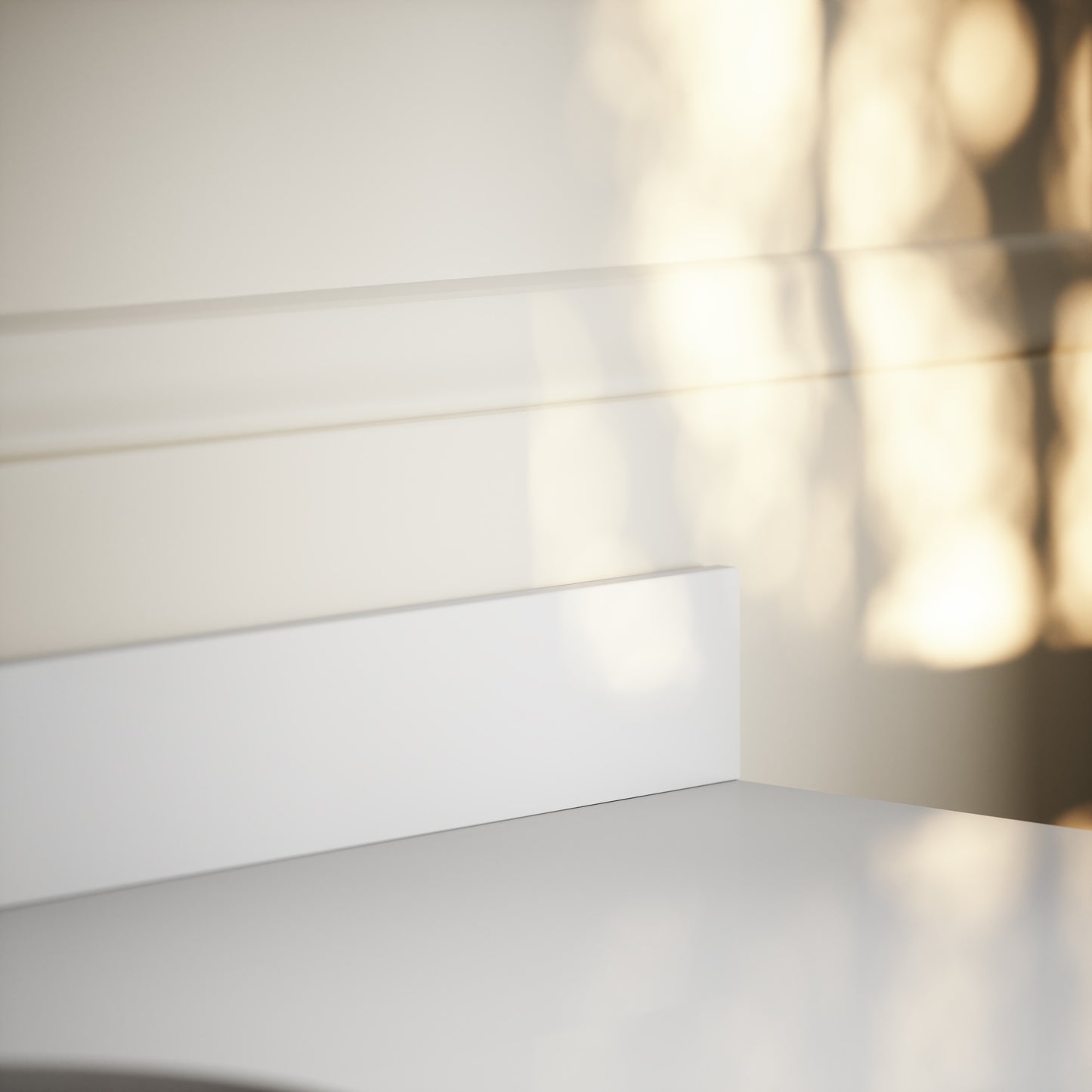 Eaton Polished White Upstand 1400mm