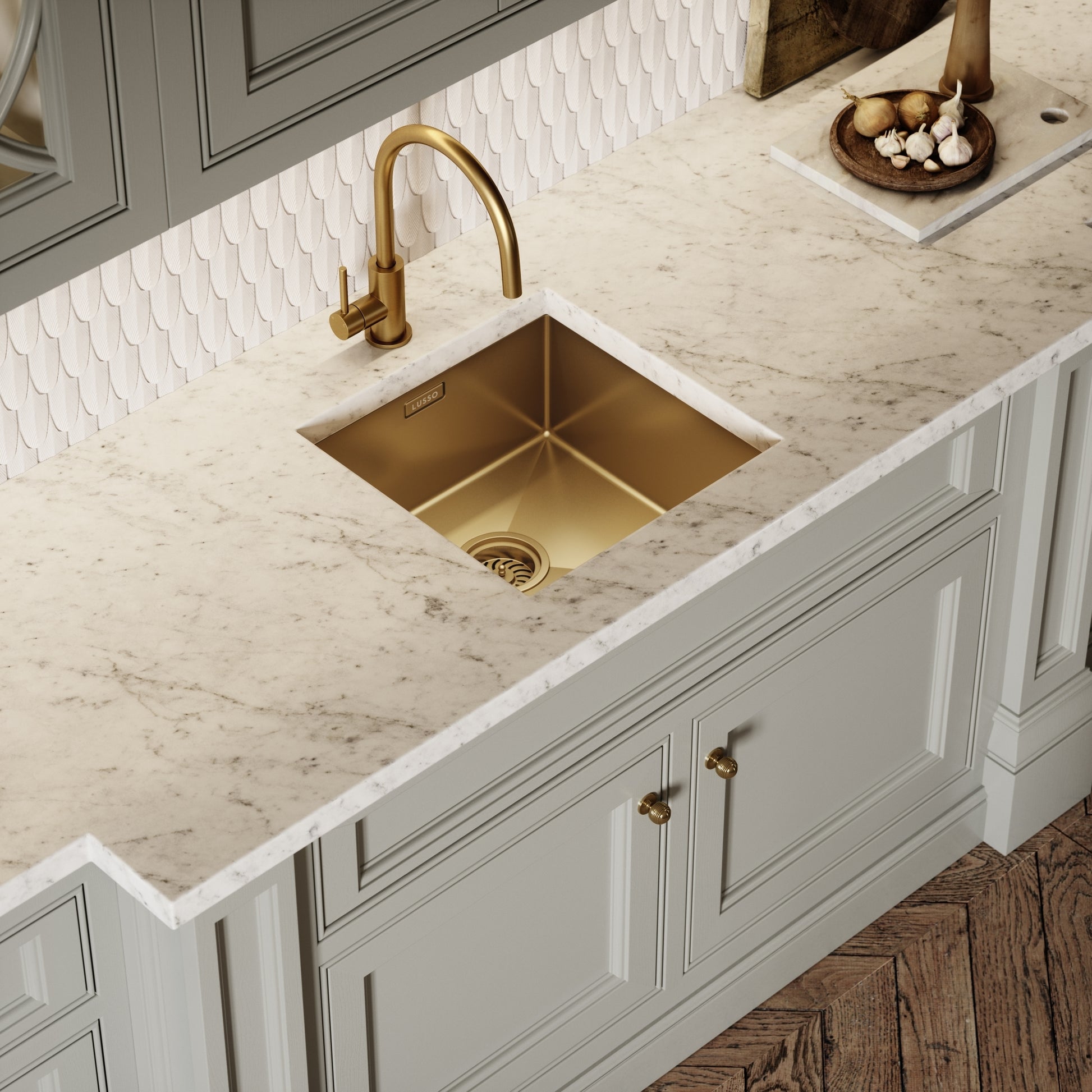 Lusso Vello Undermount Kitchen sink Brushed Gold