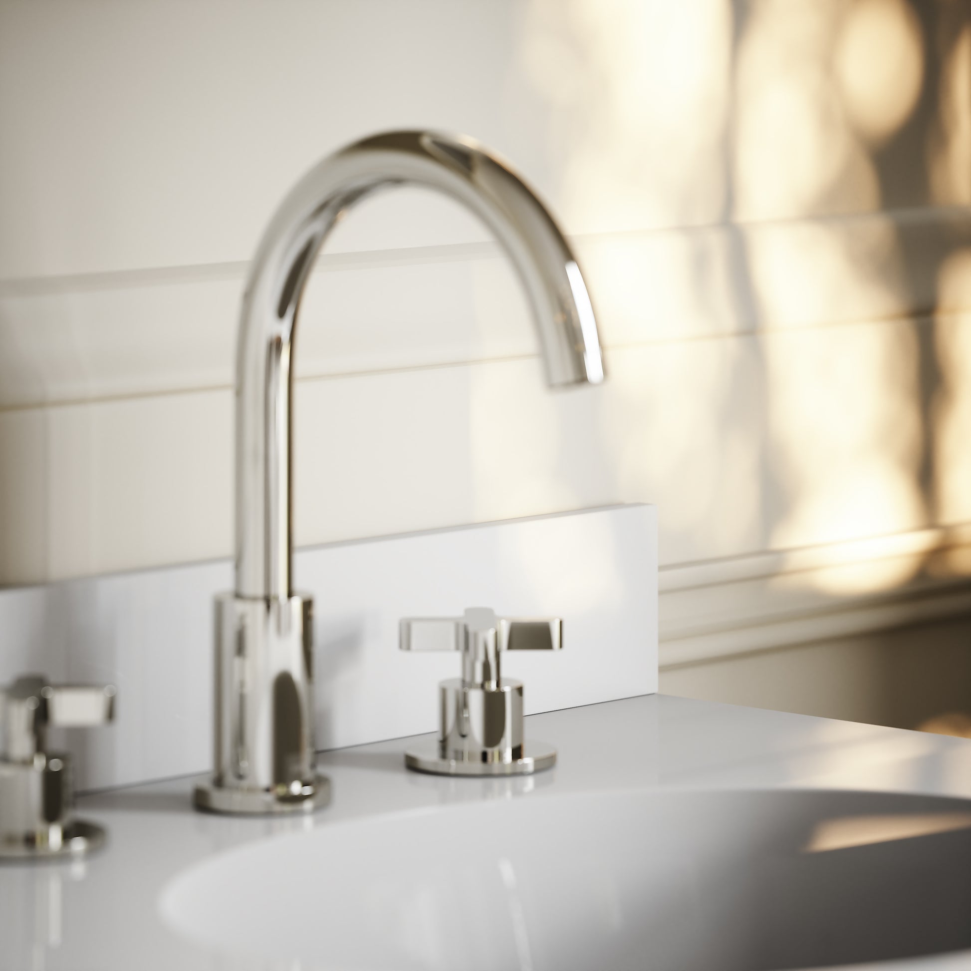 Eaton Polished White Upstand 600mm