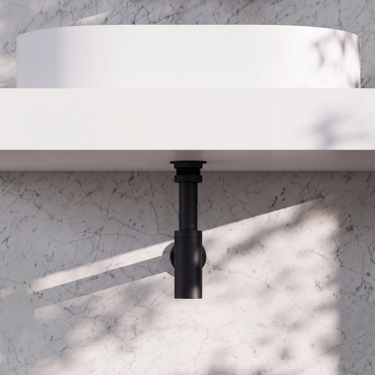 Luxe Matte Black Round Bottle Trap