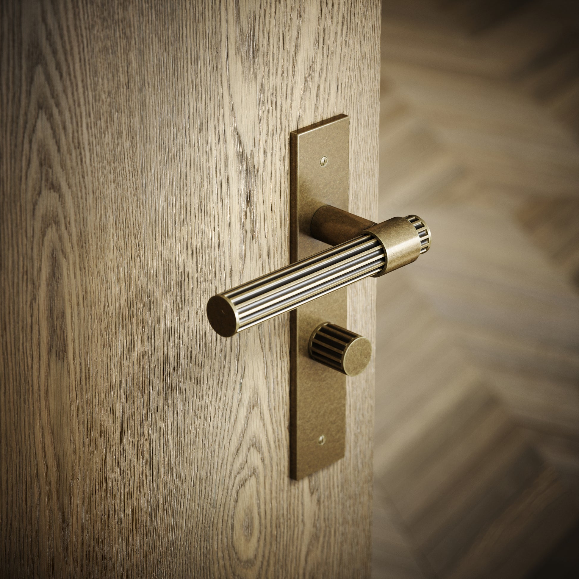 Royal Oak Aged Bronze Deep Flute Bathroom WC Handle & Plate Thumbturn Set
