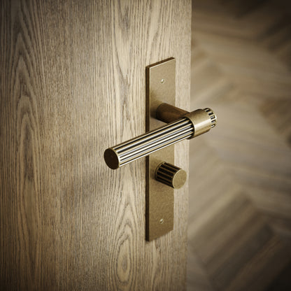 Royal Oak Aged Bronze Deep Flute Bathroom WC Handle & Plate Thumbturn Set