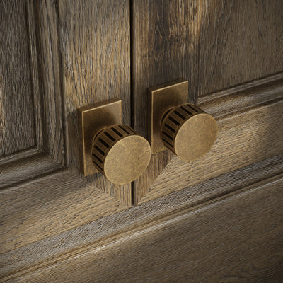 Royal Oak Plate Aged Bronze Deep Flute Cabinet Door Knob