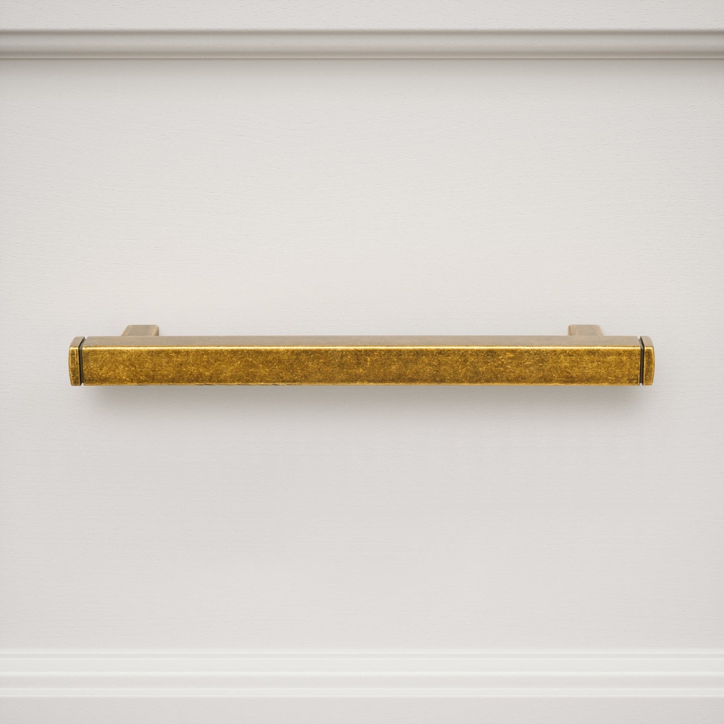 Bloomsbury Aged Bronze Pull Handle (203mm)