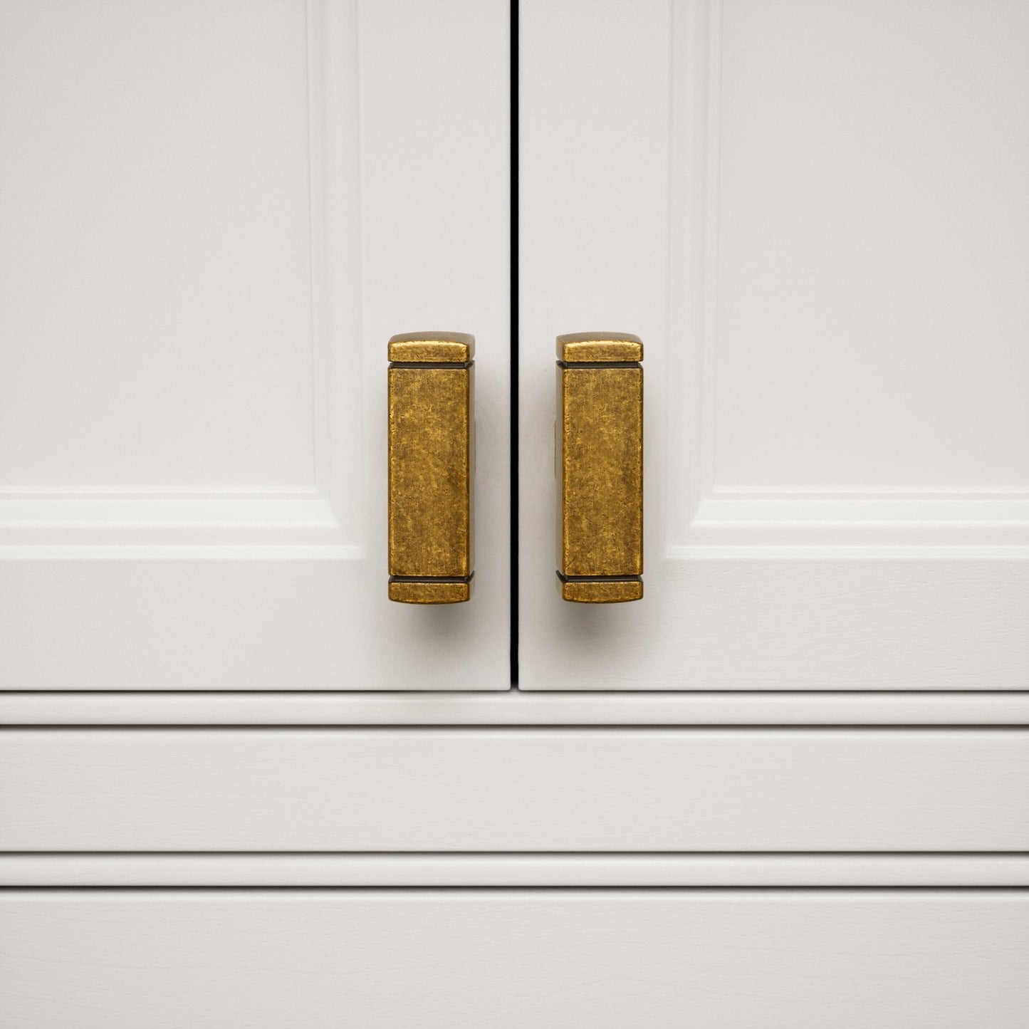 Bloomsbury Aged Bronze T-Bar Handle (46mm)