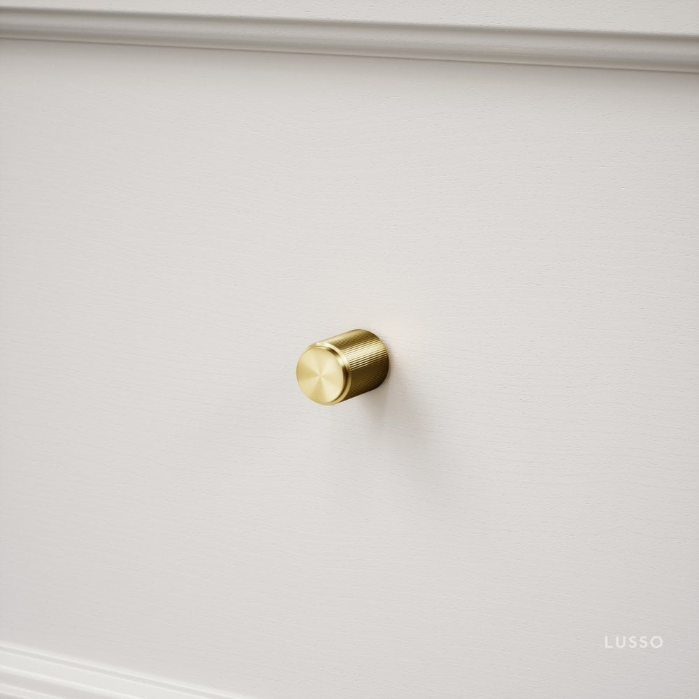 Dali Fluted Brushed Gold Furniture Knobs