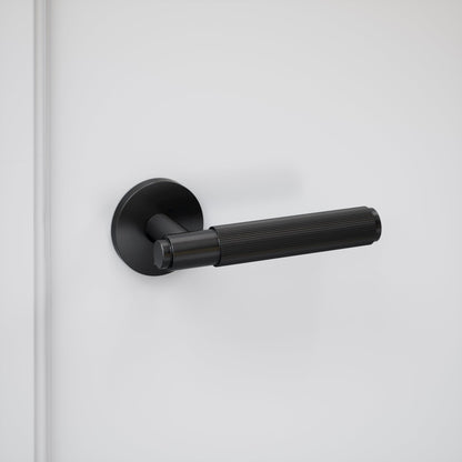 Dali Fluted Matte Black Internal Door Handles
