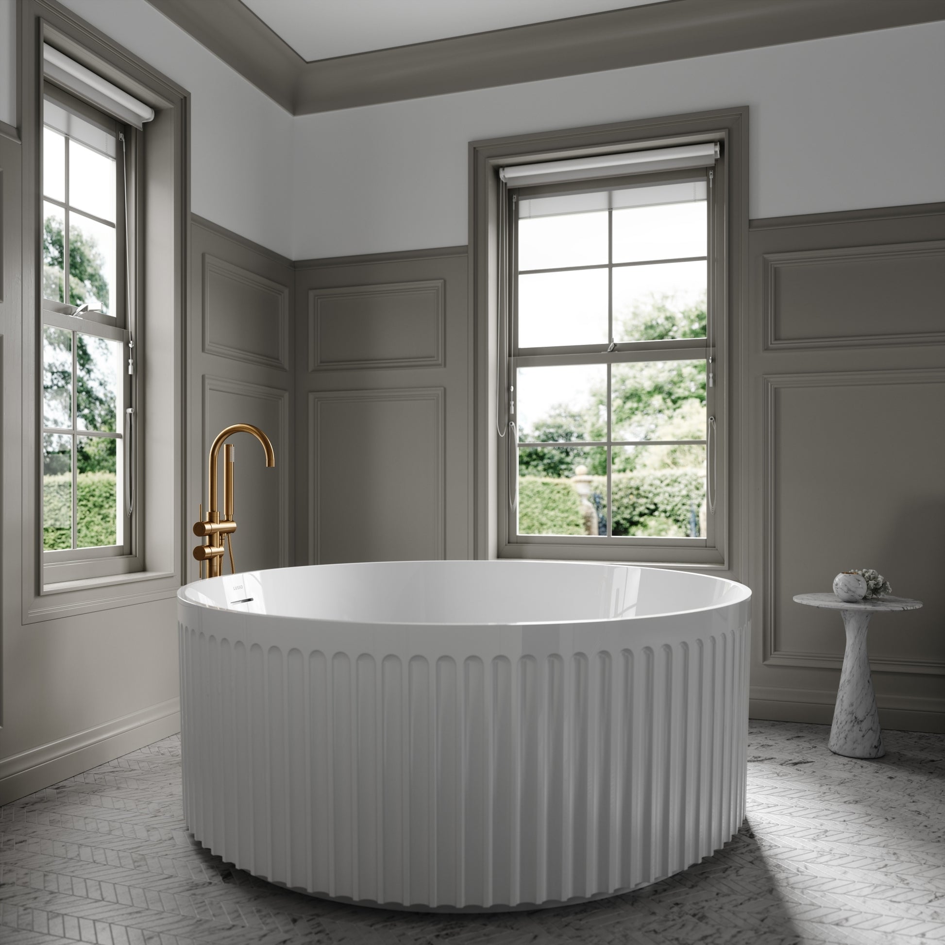 Lusso Light Jadore Round Freestanding Bath 1500mm