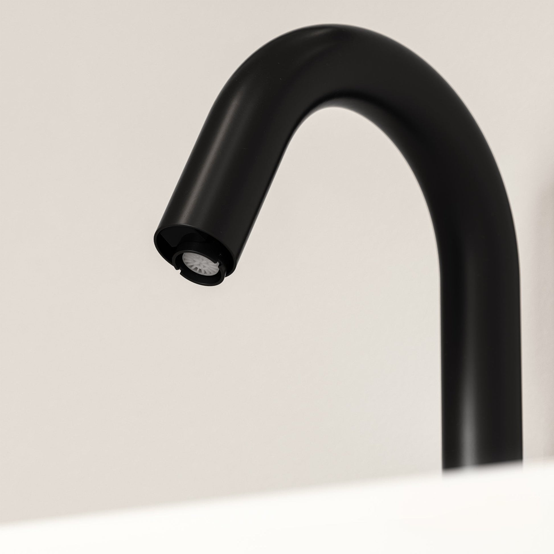 Mina Infrared Commercial Sensor Tap Matte Black