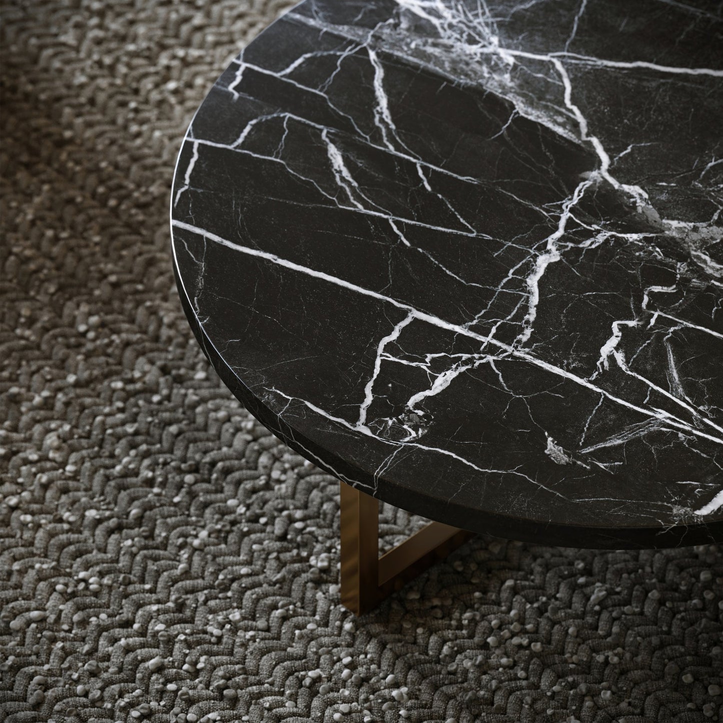 Nazzano Nero Marquina Marble Round Coffee Table