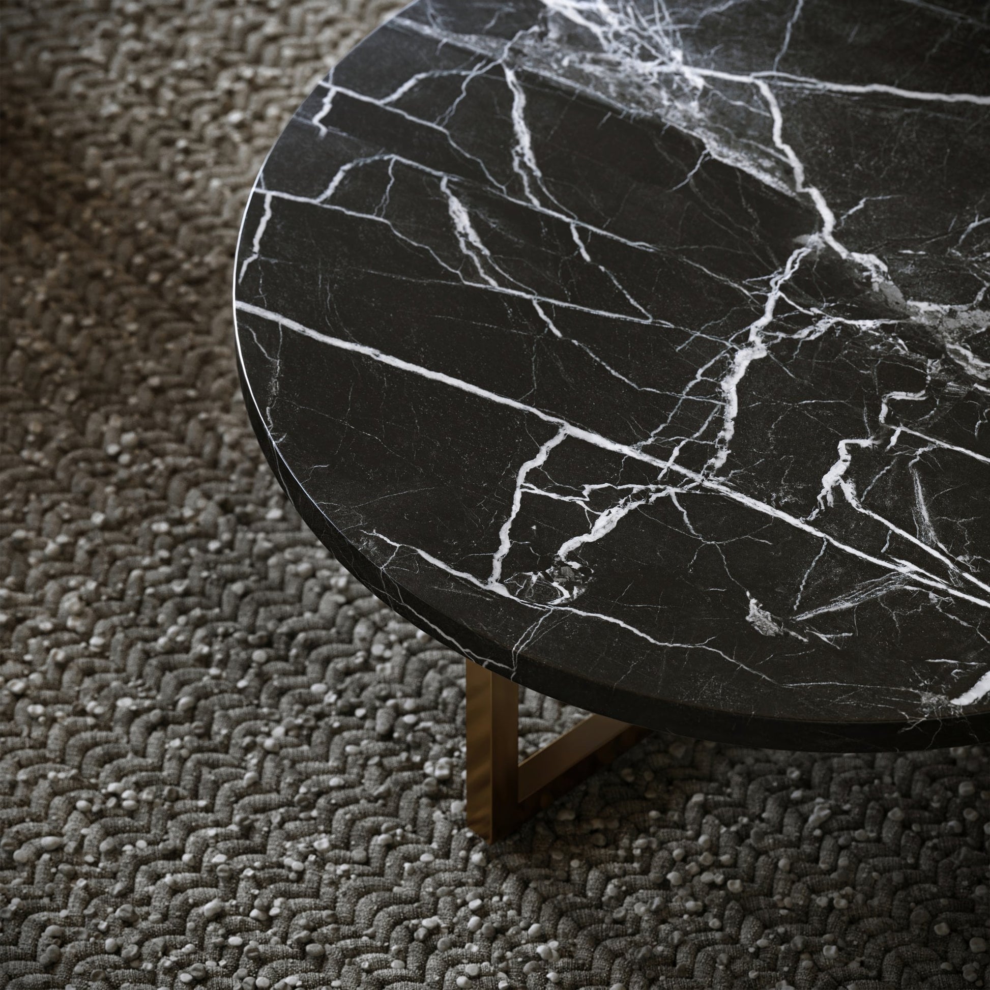 Nazzano Nero Marquina Marble Round Coffee Table