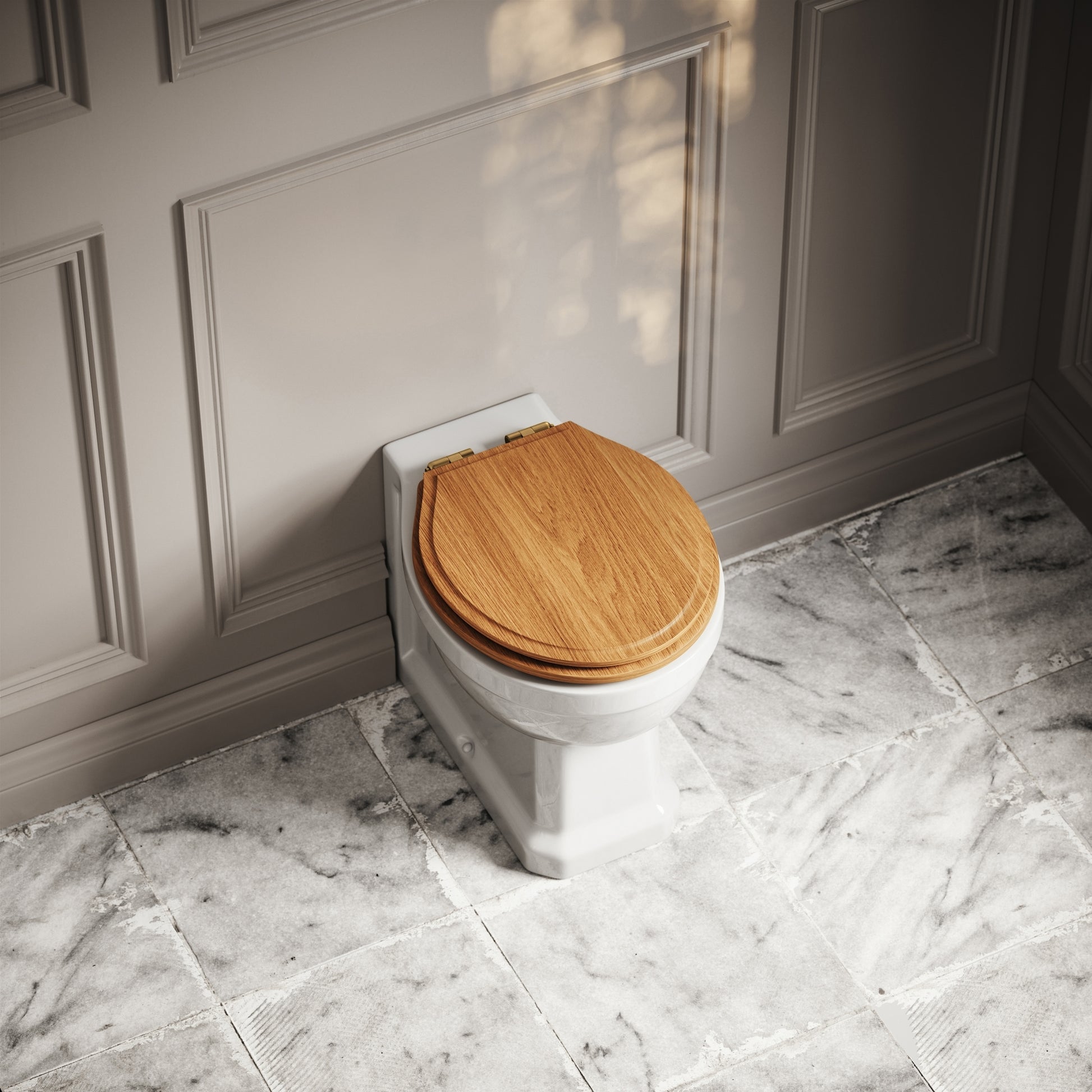 Portland Back to Wall Traditional Toilet with Solid Oak seat (Brushed Gold Fittings)