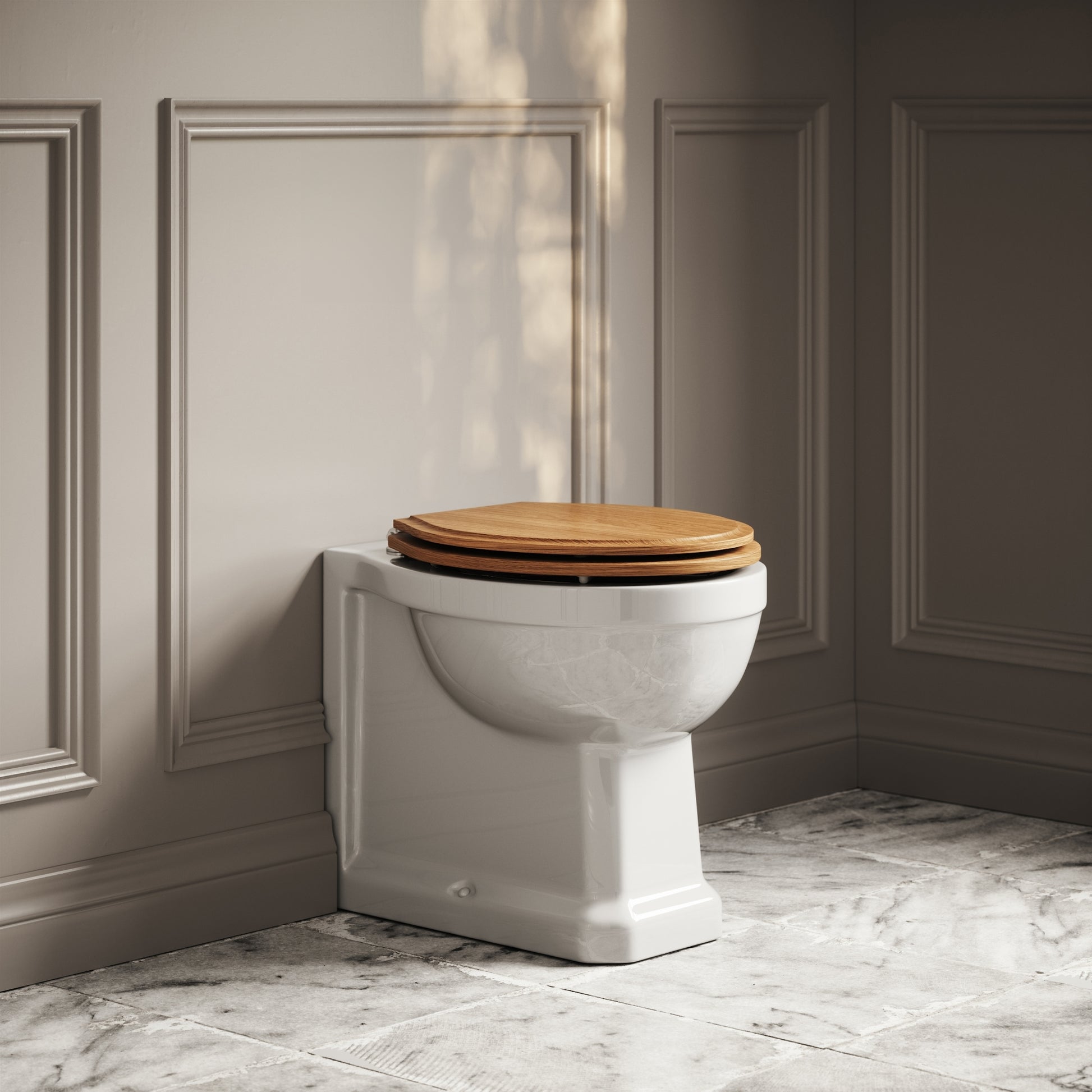 Portland Back to Wall Traditional Toilet with Solid Oak seat (Chrome Fittings)