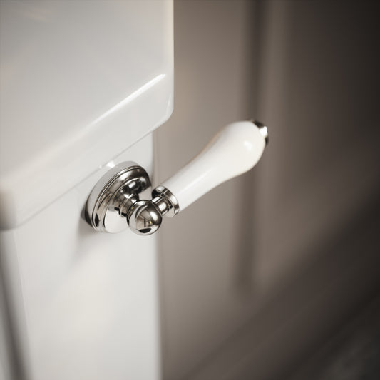 Portland Close Coupled Traditional Toilet with Solid Oak Matte Black seat (Chrome Fittings)