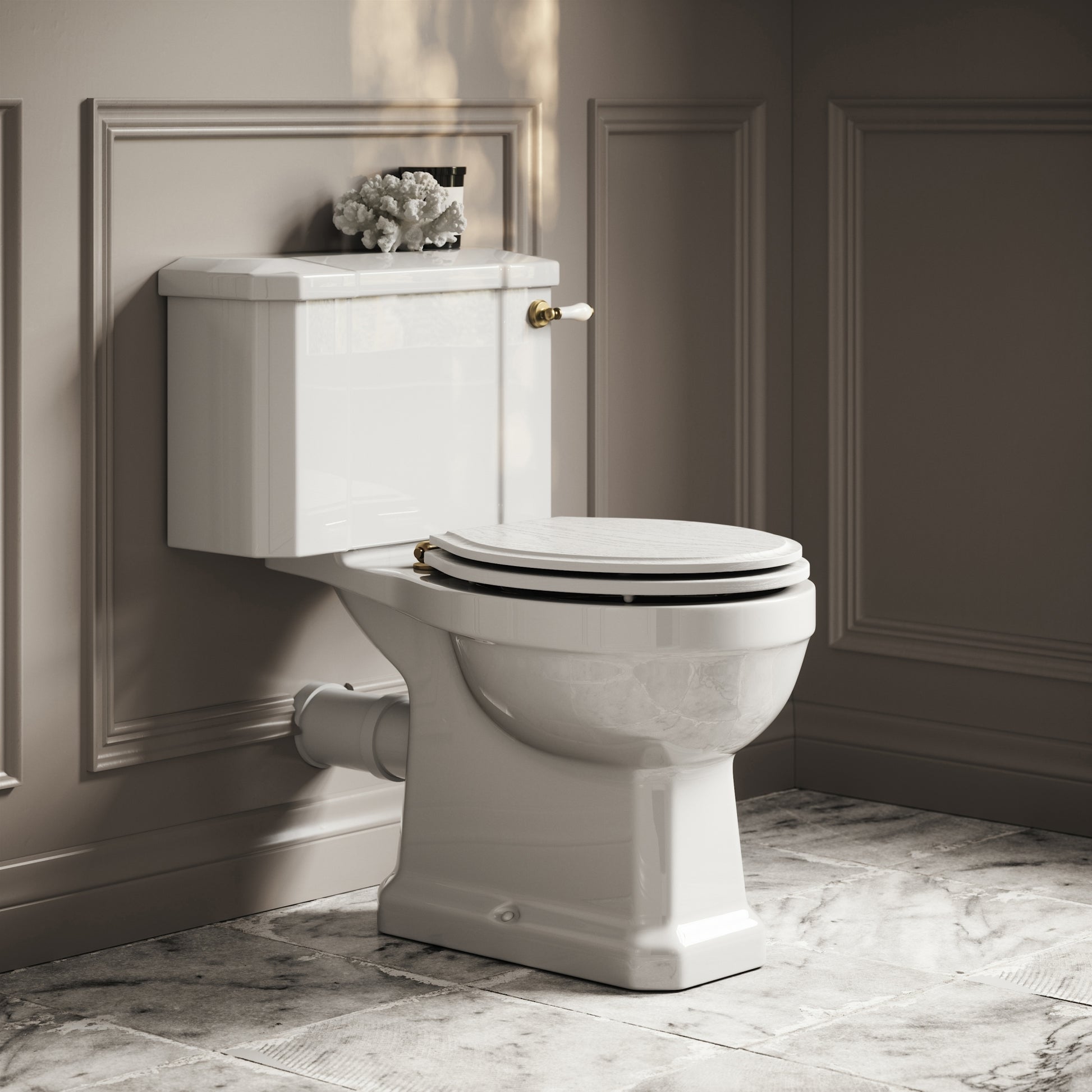 Portland Close Coupled Traditional Toilet with Solid Oak Matte White seat (Brushed Gold Fittings)