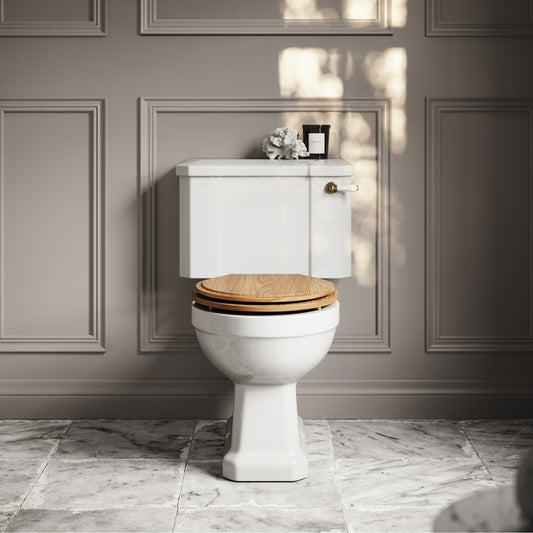 Portland Close Coupled Traditional Toilet with Solid Oak seat (Brushed Gold Fittings)