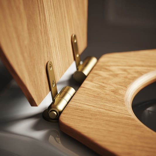 Portland Close Coupled Traditional Toilet with Solid Oak seat (Brushed Gold Fittings)