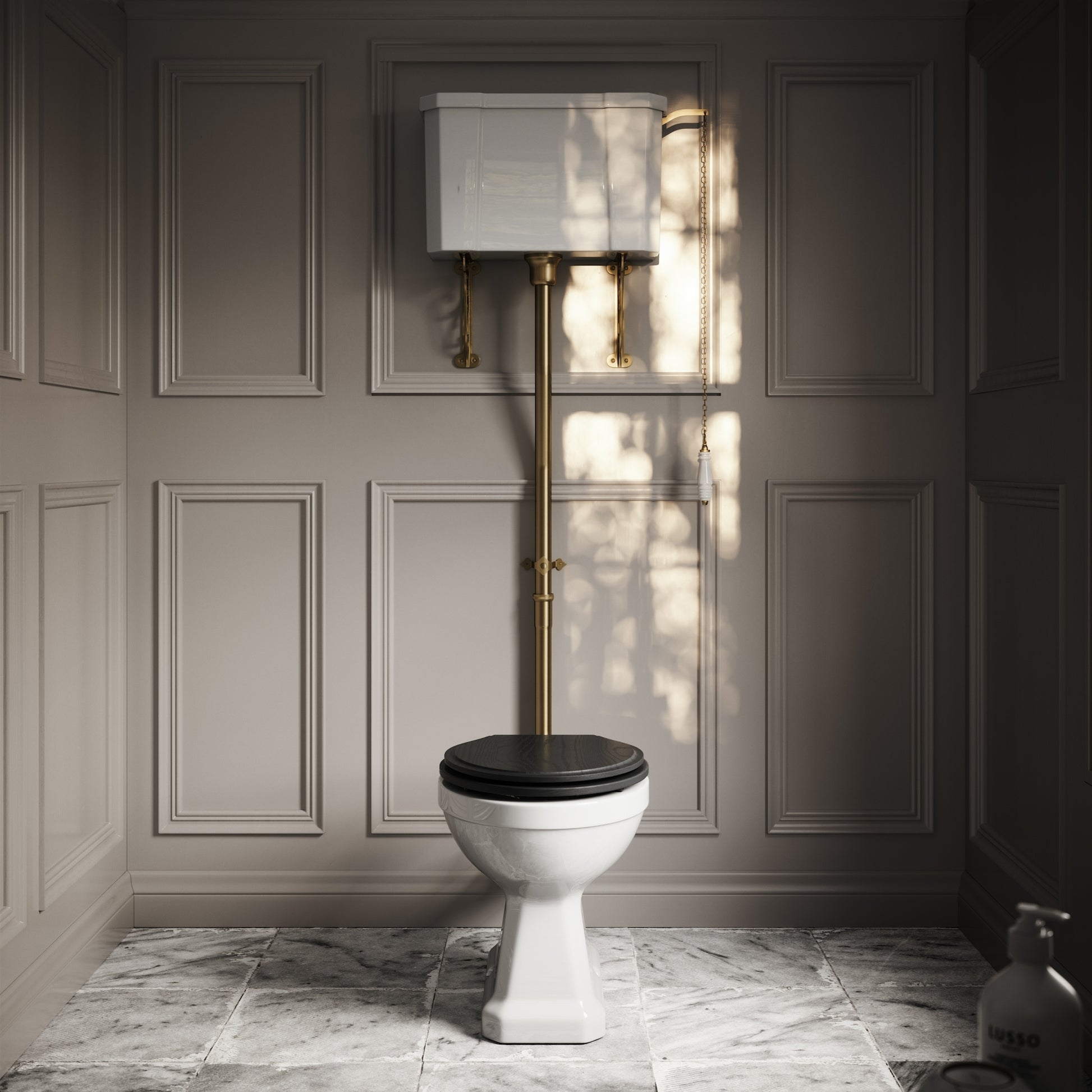 Portland High Level Traditional Toilet with Solid Oak Matte Black seat (Brushed Gold Fittings)