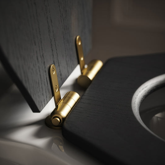 Portland Low Level Traditional Toilet with Solid Oak Matte Black seat (Brushed Gold Fittings)