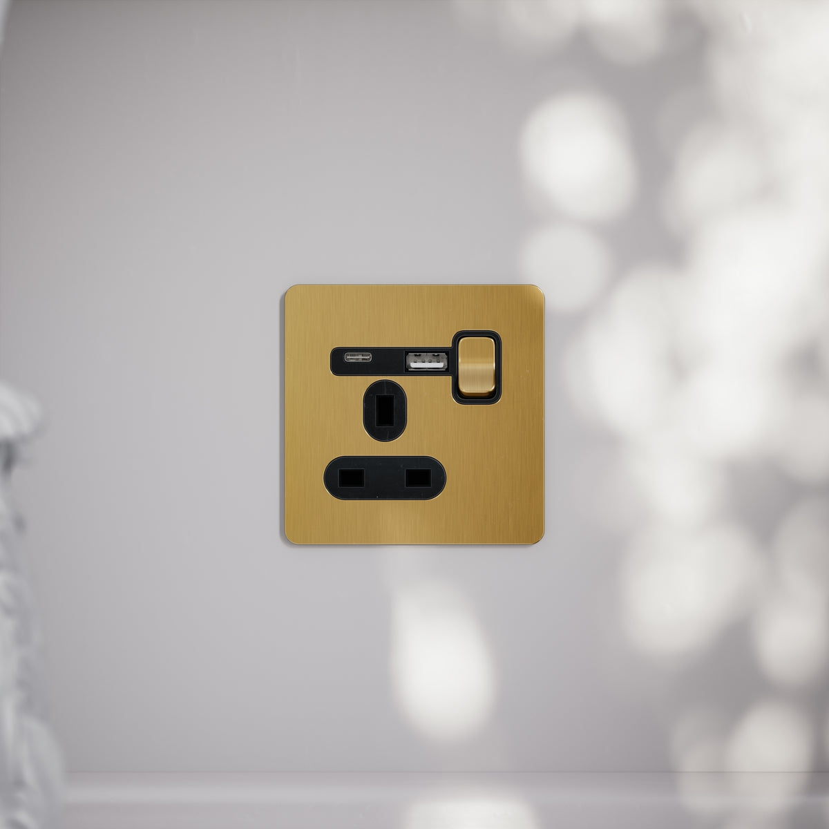 Usb Socket Gold Model SlimTech Brushed Gold 1 Gang 13A USB/USB-C Socket - LUSSO
