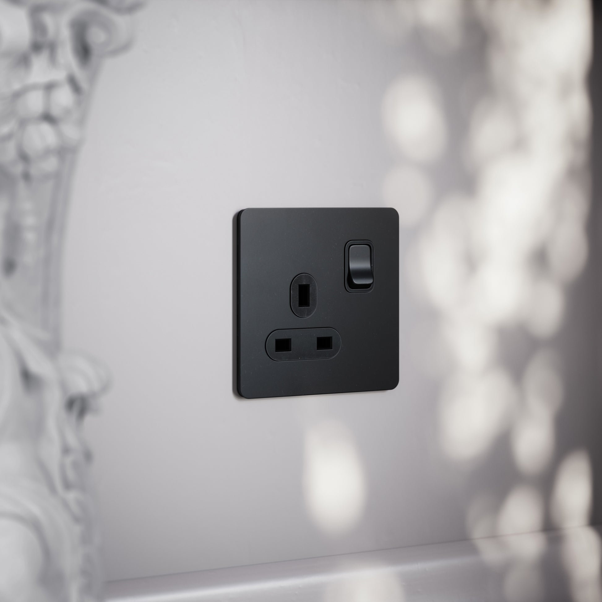 SlimTech Collection Matte Black 1 Gang 13A Socket